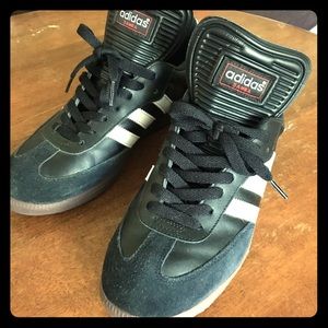 Adidas Men’s Sambas